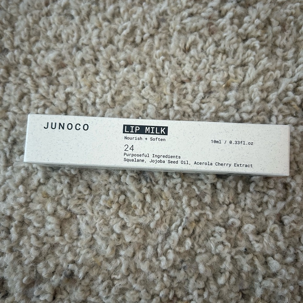 JUNOCO LIP MILK
